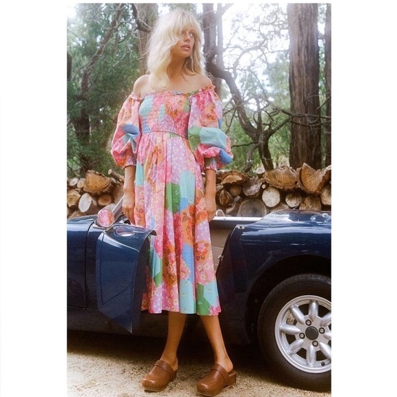 SPELL & THE GYPSY COLLECTIVE FREDA SHIRRED MIDI DRESS IN LOLLY - Picture 4 of 16